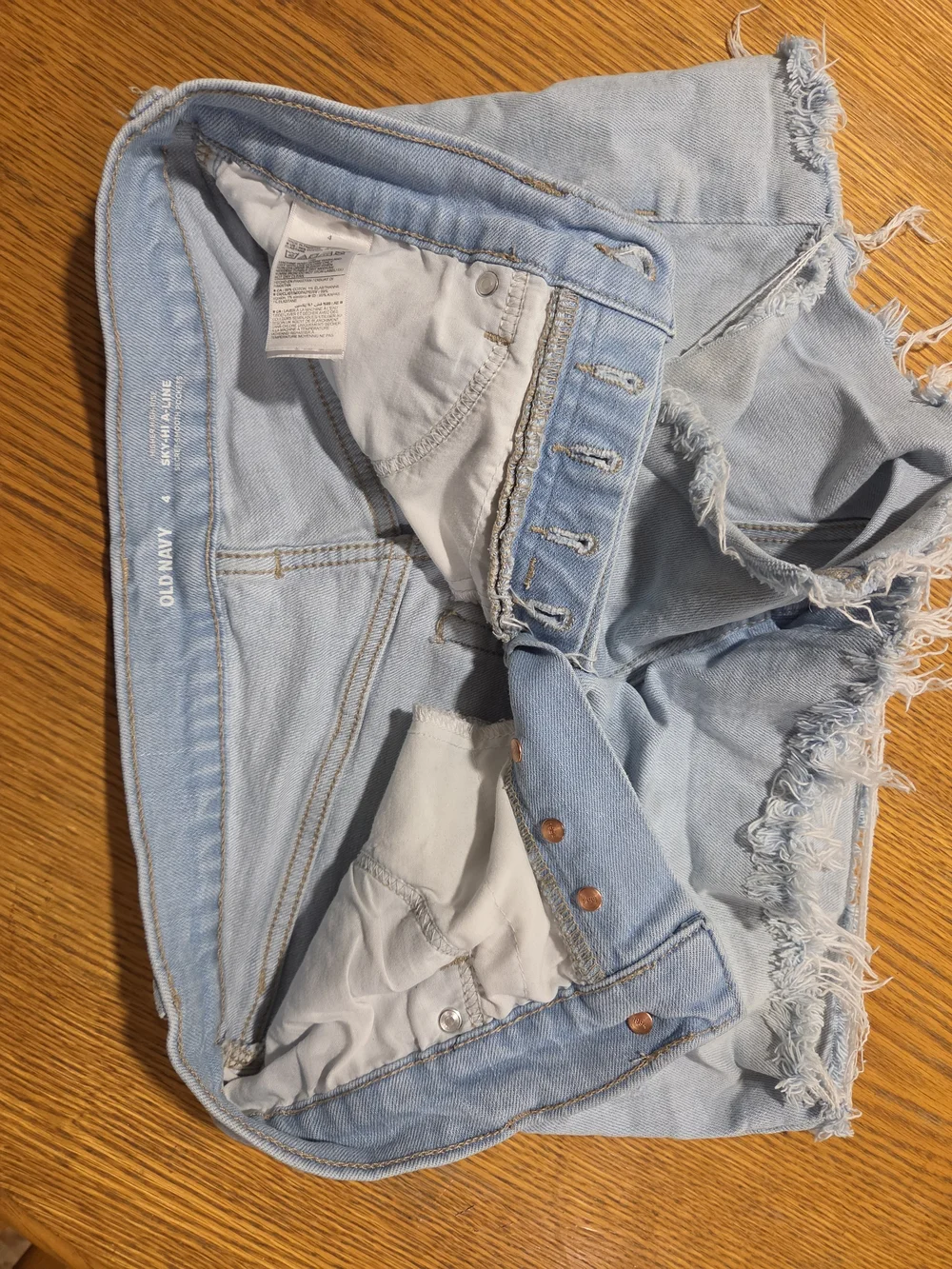 Old Navy size 4 Higher high-rise sky-hi a-line